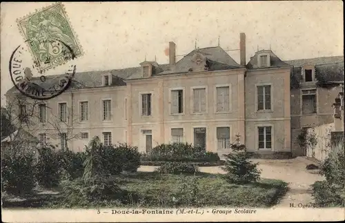 Ak Doué la Fontaine Maine et Loire, Groupe Scolaire