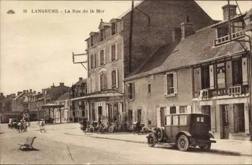 Ak Langrune Calvados, La Rue de la Mer, voitures