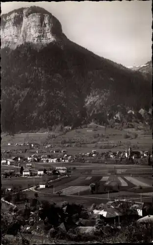 Ak Doussard Haute Savoie, Gesamtansicht, Mont Charbon