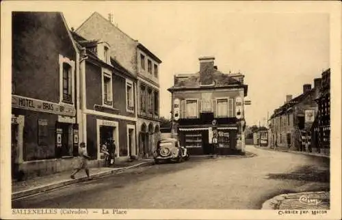 Ak Sallenelles Calvados, La Place, Hôtel du Bras d'Or, Boulangerie
