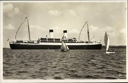 Ak Dampfschiff MS Monte Sarmiento, HSDG, Segelboote
