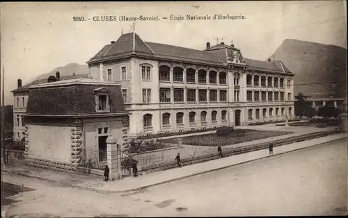 Ak Cluses Haute Savoie, École Nationale d'Horlogerie