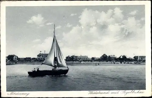 Ak Norderney in Ostfriesland, Weststrand mit Segelbuhne, Segelboot