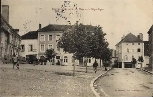 Ak Couches les Mines Saône et Loire, Place de la Republique