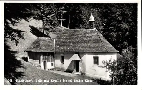 Ak Flüeli Ranft Sachseln Kanton Oberwalden, Zelle mit Kapelle des sel. Bruder Klaus