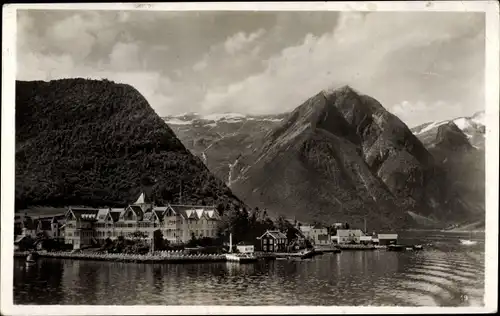 Ak Balholm Sogn Norwegen, Balestrand, Blick auf den Ort