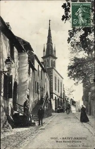 Ak Saint Brieuc Côtes d'Armor, Rue Saint Pierre