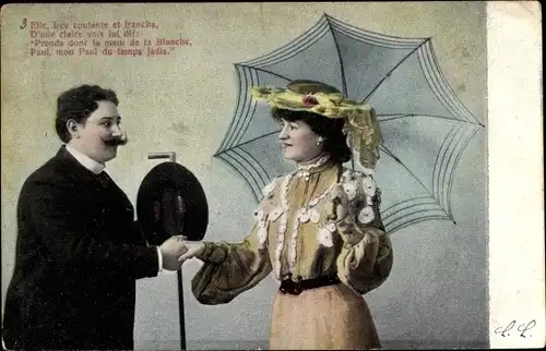 Ak Paar bei der Begrüßung, Dame mit Schirm