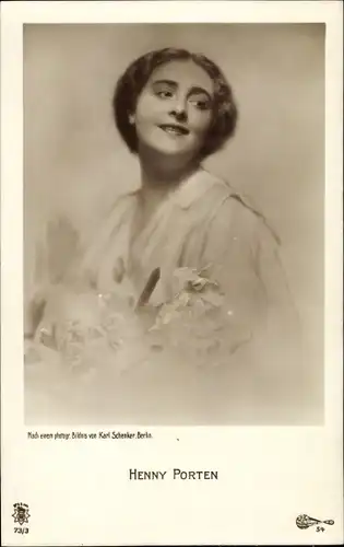 Ak Schauspielerin Henny Porten, Portrait
