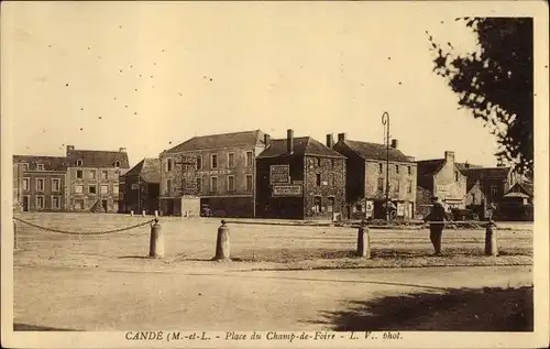 Ak Cande Maine et Loire, Place de Champ de Foire