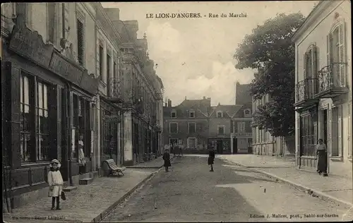 Ak Le Lion d'Angers Maine et Loire, Rue du Marche