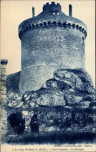 Ak Frehel Côtes-d’Armor, Fort Lalatte, Le Donjon