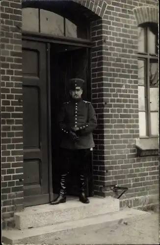 Ak Deutsche Soldaten, WK I, Portrait eines Offiziers