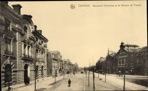 Ak Cambrai Nord, Boulevard Faidherbe et la Banque de France