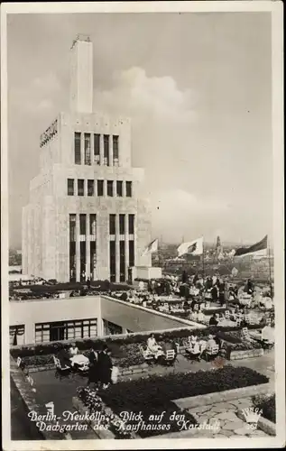 Ak Berlin Neukölln, Kaufhaus Karstadt, Dachgarten