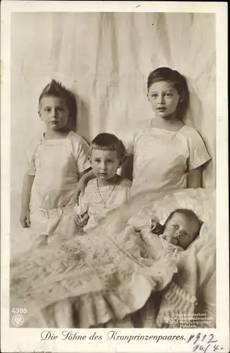 Ak Die Söhne des Kronprinzenpaares, Louis Ferdinand, Wilhelm, Hubertus, Friedrich von Preußen