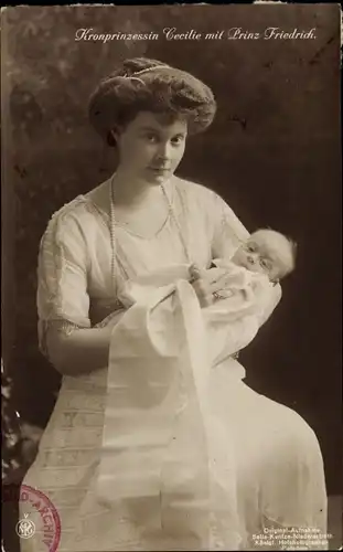 Ak Kronprinzessin Cecilie von Preußen mit Prinz Friedrich