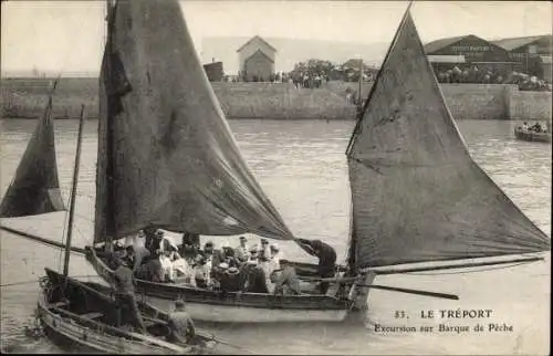 Ak Le Treport Seine Maritime, Excursion sur Barque de Peche