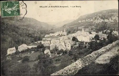 Ak Salles la Source Aveyron, Le Bourg