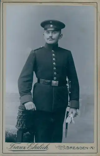 CdV Foto Porträt Deutscher Soldat, Kaiserreich, Säbel, Fotograf Franz Ehrlich, Dresden Neustadt