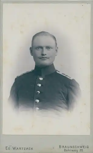 CdV Foto Porträt Deutscher Soldat, Kaiserreich, Fotograf Ed Wartzack, Braunschweig