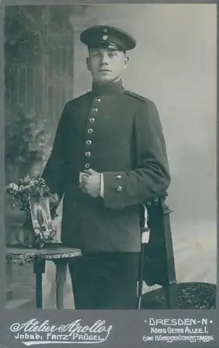 CdV Foto Porträt Deutscher Soldat, Kaiserreich, Fotograf Fritz Prügel, Atelier Apollo, Dresden