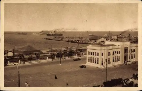 Ak Dakar Senegal, Un coin du Port de Commerce