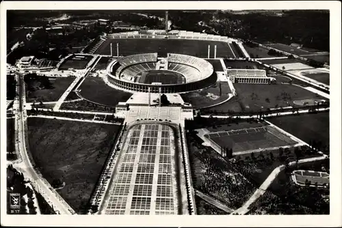 Ak Berlin Charlottenburg, Fliegeraufnahme von Olympiastadion, Kampfbahn, Reichssportfeld, Klinke B17