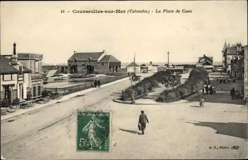 Ak Courseulles sur Mer Calvados, La Place de Caen