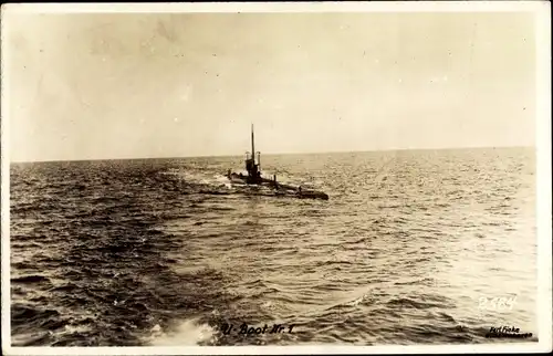 Ak Deutsches U-Boot SM U 1 in Fahrt, Kaiserliche Marine, Germaniawerft