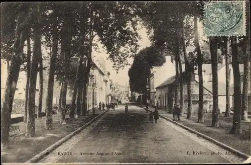 Ak Baugé Maine et Loire, Avenue Jeanne d'Arc