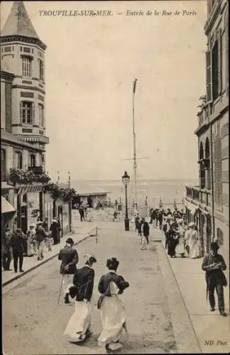 Ak Trouville sur Mer Calvados, Entrée de la Rue de Paris