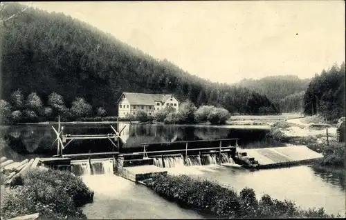 Ak Altensteig im Kreis Calw Baden Württemberg, Blick zum Wehr, Gasthof