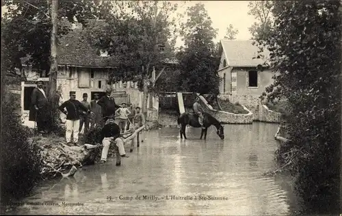 Ak Mailly le Camp Aube, L'Huitrelle a Sainte Suzanne