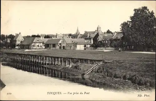 Ak Touques Calvados, Vue prise du Pont