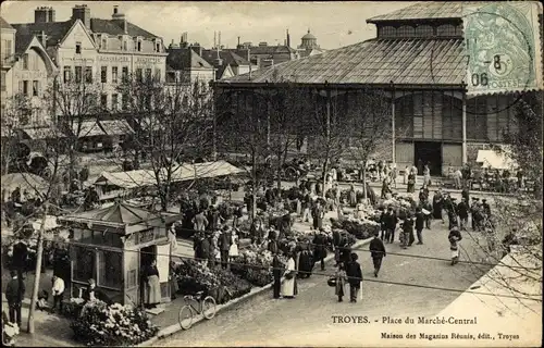 Ak Troyes Aube, Place du Marche Central