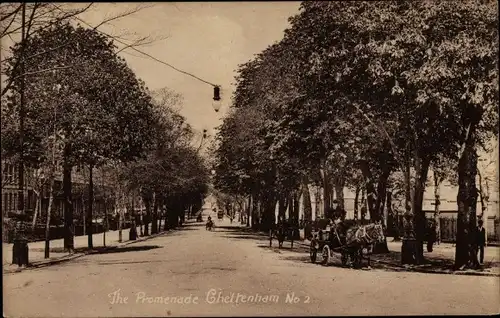 Ak Cheltenham Gloucestershire South West England, The Promenade