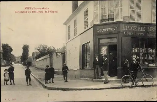 Ak Anet Eure et Loir, Perspective du Boulevard de l'Hopital, Epicerie Champemont