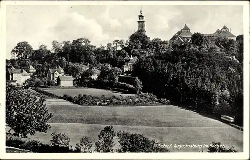 Ak Augustusburg im Erzgebirge, Teilansicht mit Schloss