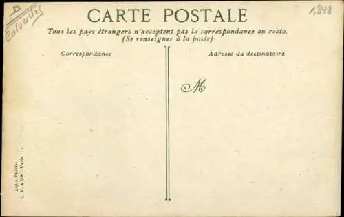 Ak Deauville Calvados, Une Barque sur la Plage