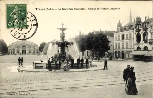 Ak Troyes Aube, Boulevard Gambetta, Fontaine Argence