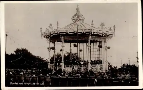 Ak Westcliff on Sea Southend on Sea Essex England, Bandstand