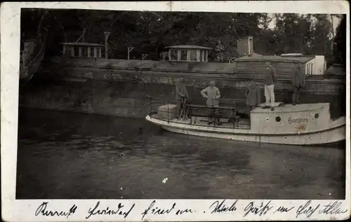 Foto Ak Kiel in Schleswig Holstein, Wasserpartie mit Boot Hamburg