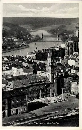 Ak Passau in Niederbayern, Blick über Rathaus in das Inntal