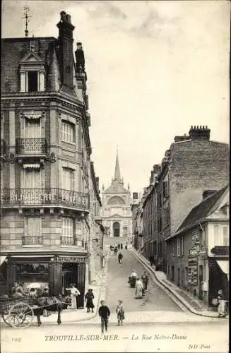 Ak Trouville sur Mer Calvados, La Rue Notre Dame