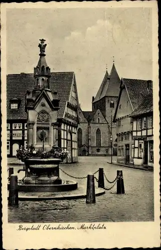 Ak Obernkirchen in Schaumburg, Marktplatz, Brunnen