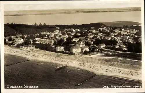 Ak Dziwnów Ostseebad Dievenow in Pommern, Fliegeraufnahme