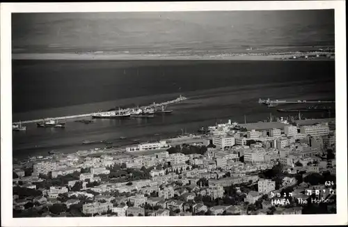 Ak Haifa Israel, The Harbour, Panorama