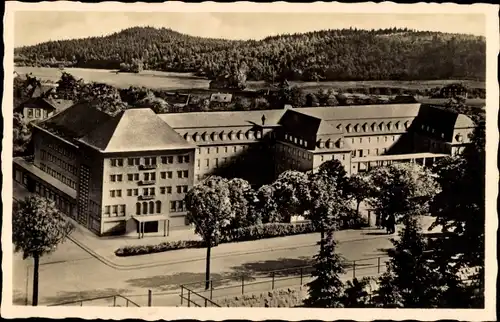 Ak Oberschlema Bad Schlema im Erzgebirge Sachsen, Blick auf ein Kurhaus