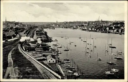 Ak Flensburg in Schleswig Holstein, Hafen aus Vogelschau, Stadt